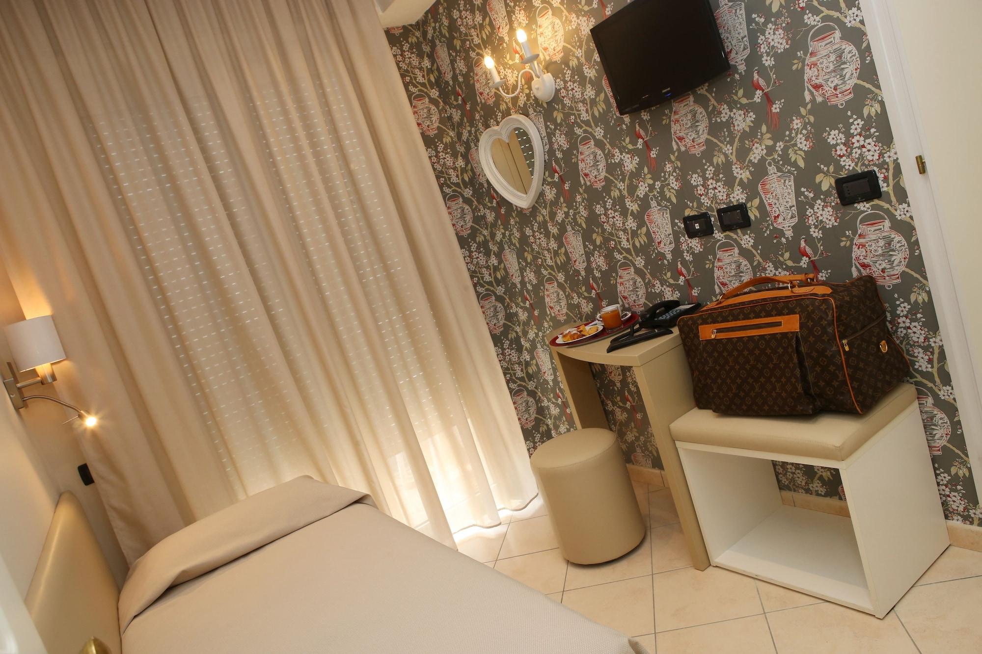Hotel Piccinelli リミニ エクステリア 写真